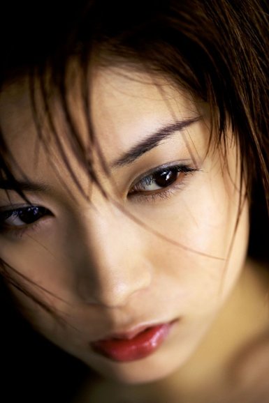 女孩殒命货车轮下【真人娱乐】(图3) 真人娱乐