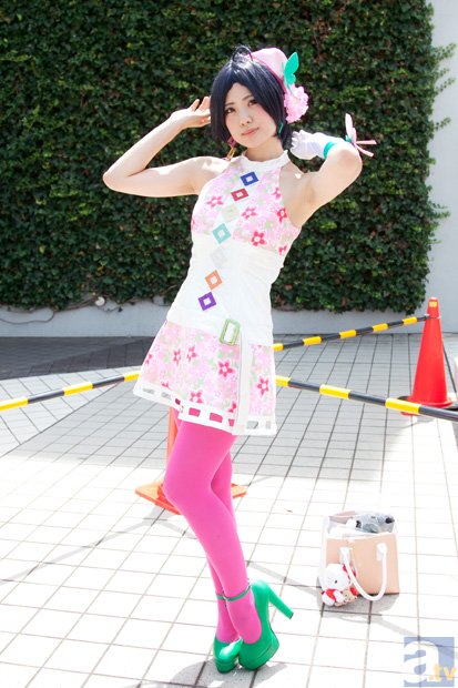 客厅有横梁，这样装